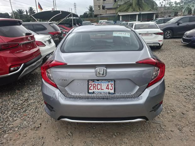 Honda Civic 2019 Gray