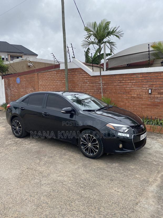 Toyota Corolla S 4dr Sedan (1.8L 4cyl CVT) 2016 Black