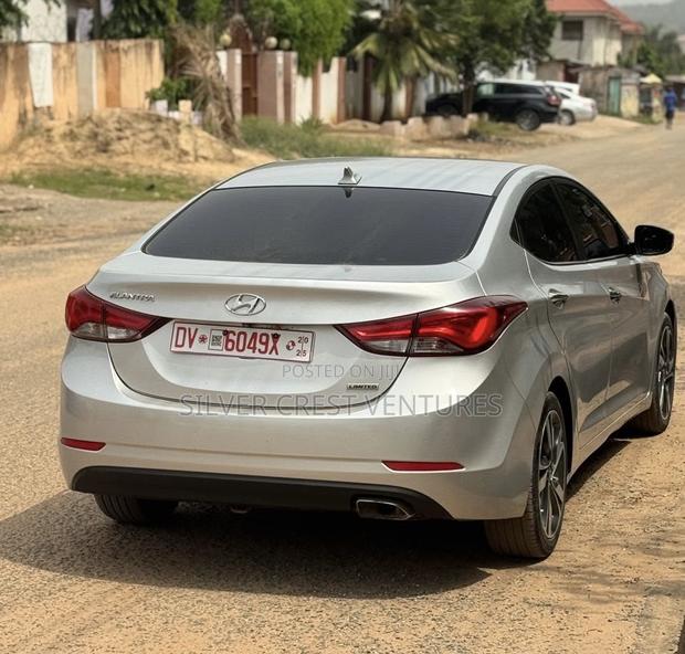 Hyundai Elantra Limited 4dr Sedan (1.8L 4cyl 6A) 2014 Gray