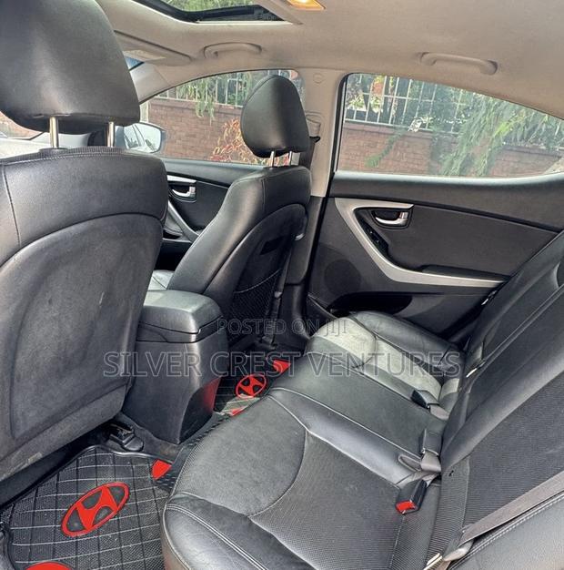Hyundai Elantra Limited 4dr Sedan (1.8L 4cyl 6A) 2014 Gray