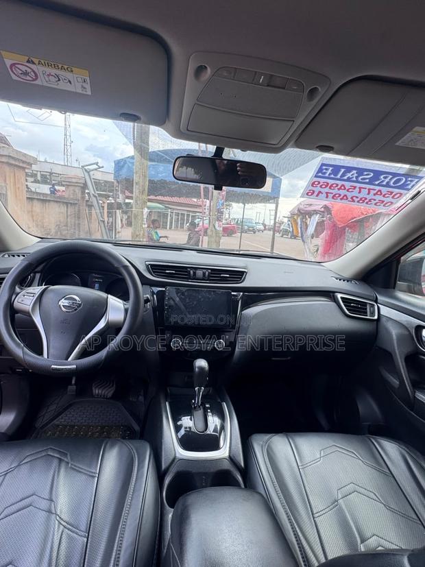 Nissan X-Trail 2.0 Petrol AWD 2015 Red