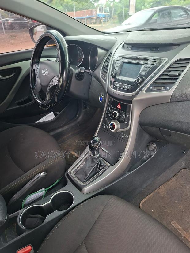 Hyundai Elantra Sport Sedan FWD (2.0L 4cyl 6A) 2016 Blue