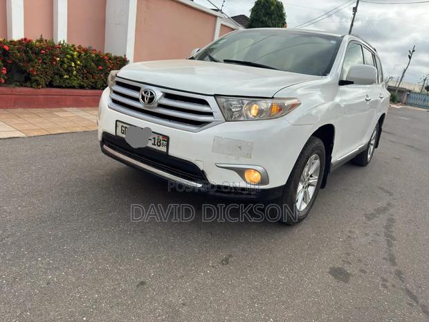Toyota Highlander 2012 White