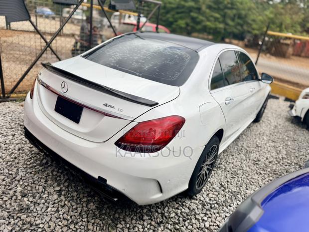 Mercedes-Benz C300 2017 White