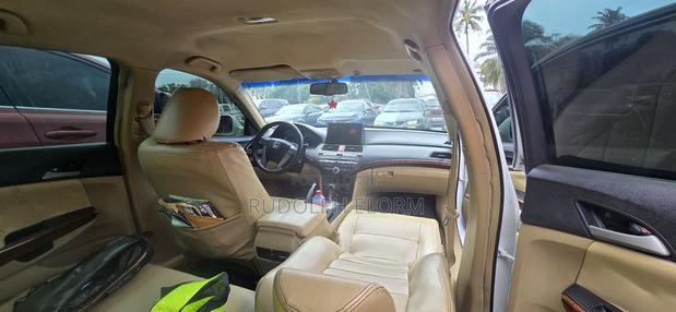 Honda Accord 2.0 Sedan 2012 White