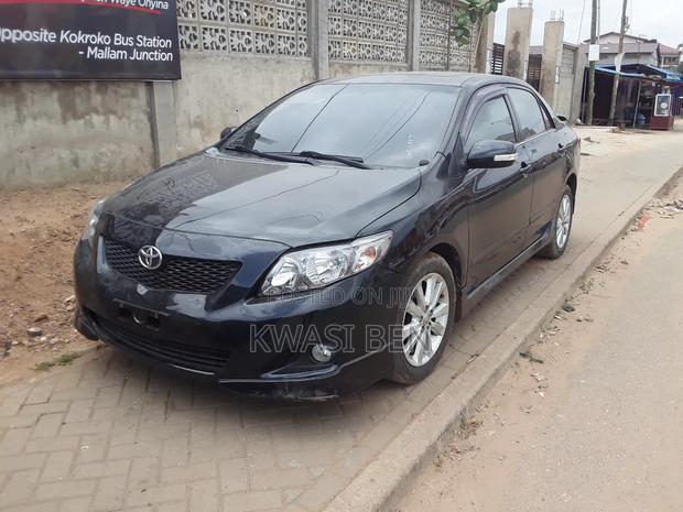 Toyota Corolla 2010 Black