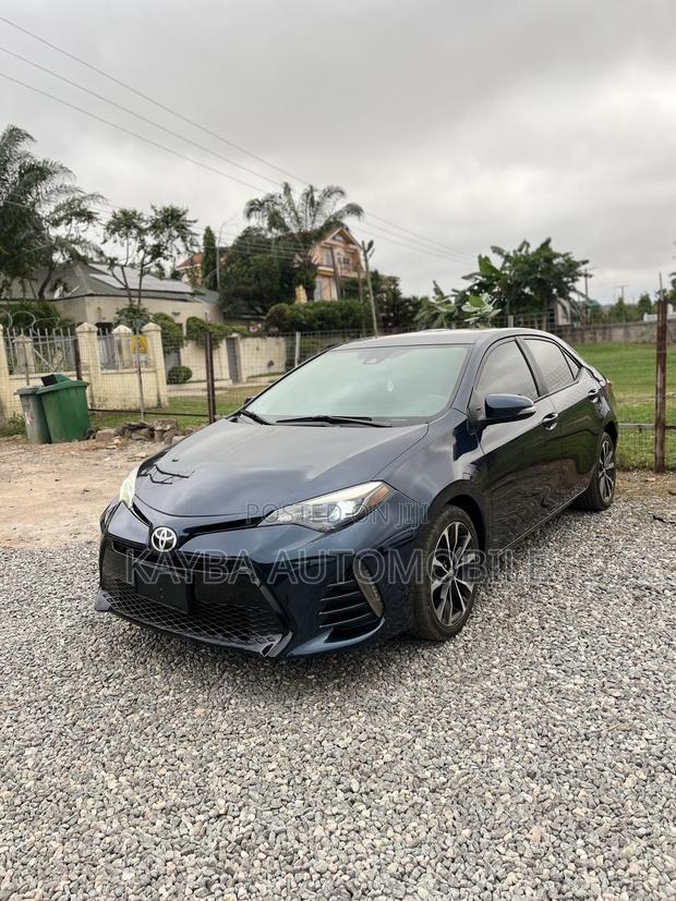 Toyota Corolla 2017 Black