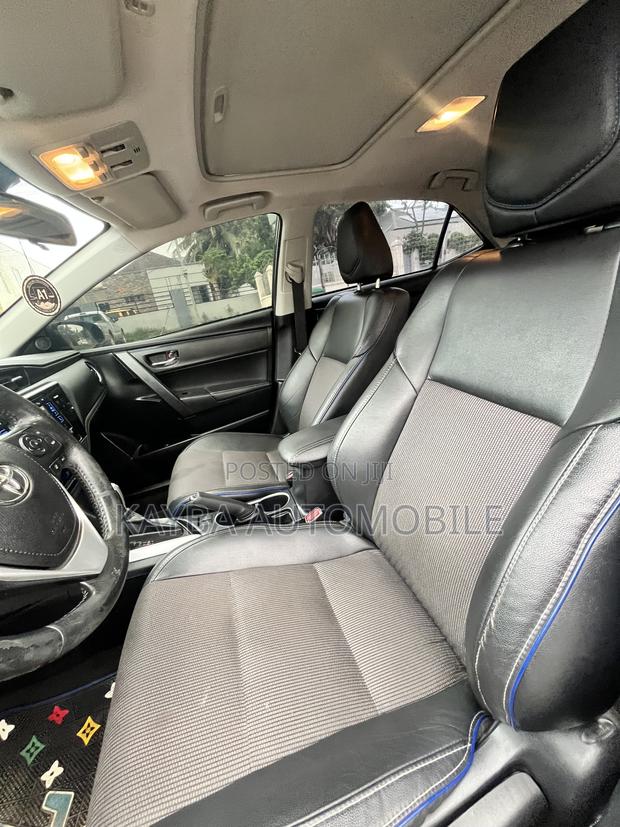 Toyota Corolla 2017 Black