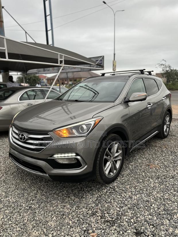 Hyundai Santa Fe SE Ultimate AWD 2017 Gray
