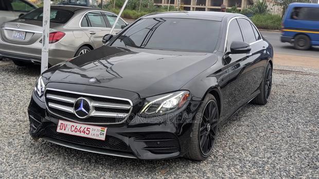 Mercedes-Benz E300 2017 Black