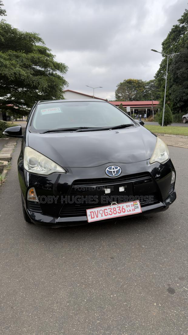 Toyota Aqua 2012 Matt Black