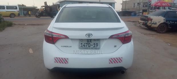 Toyota Corolla 2014 White