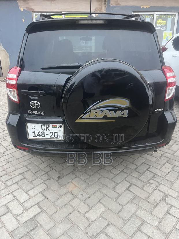 Toyota RAV4 2010 Black