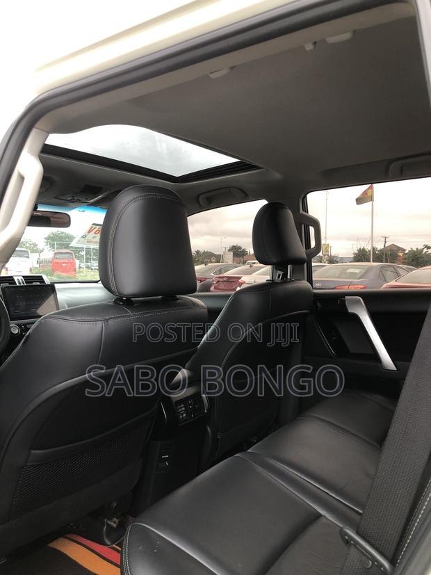 Toyota Land Cruiser Prado 2.7 2017 White