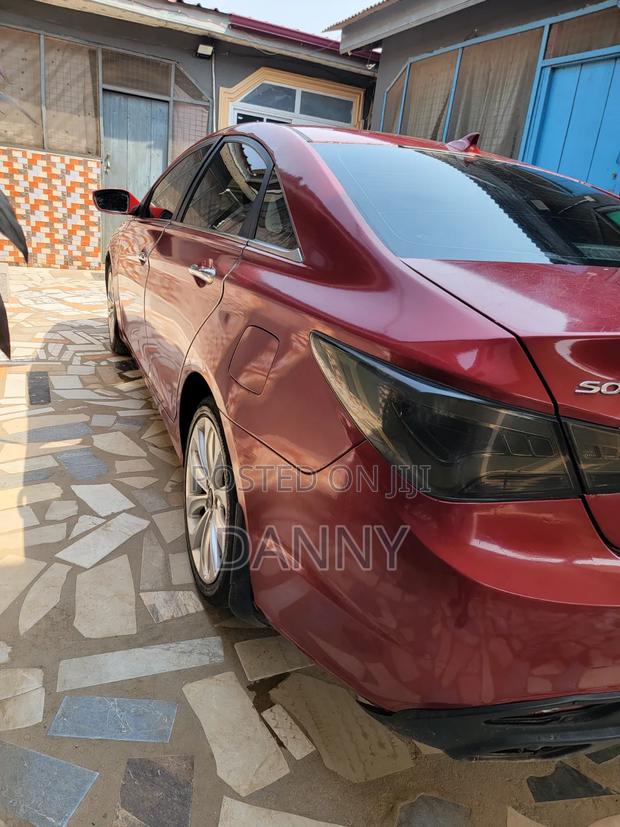 Hyundai Sonata 2014 Red