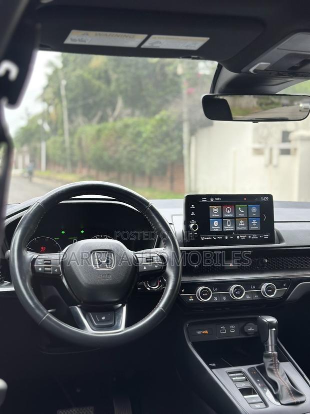 Honda CR-V Hybrid 2024 Silver