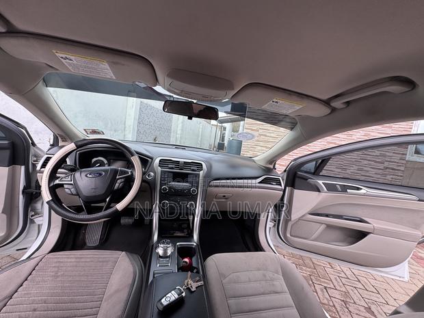 Ford Fusion 2018 White