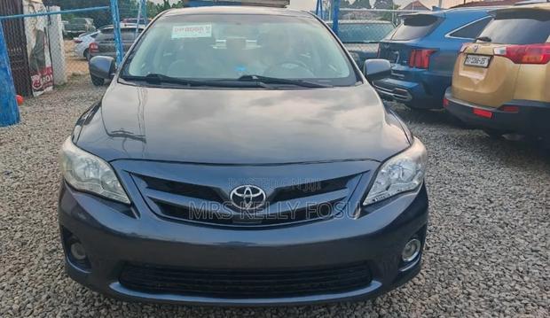 Toyota Corolla 2013 Gray