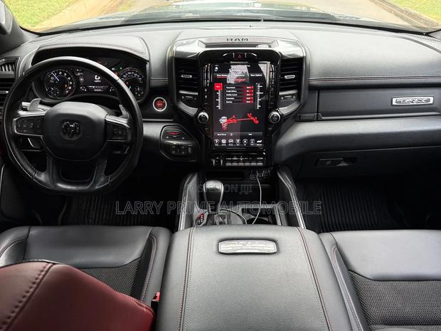 Dodge RAM 1500 6.2 Petrol AWD 2021 Black