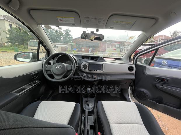 Toyota Vitz 2013 White
