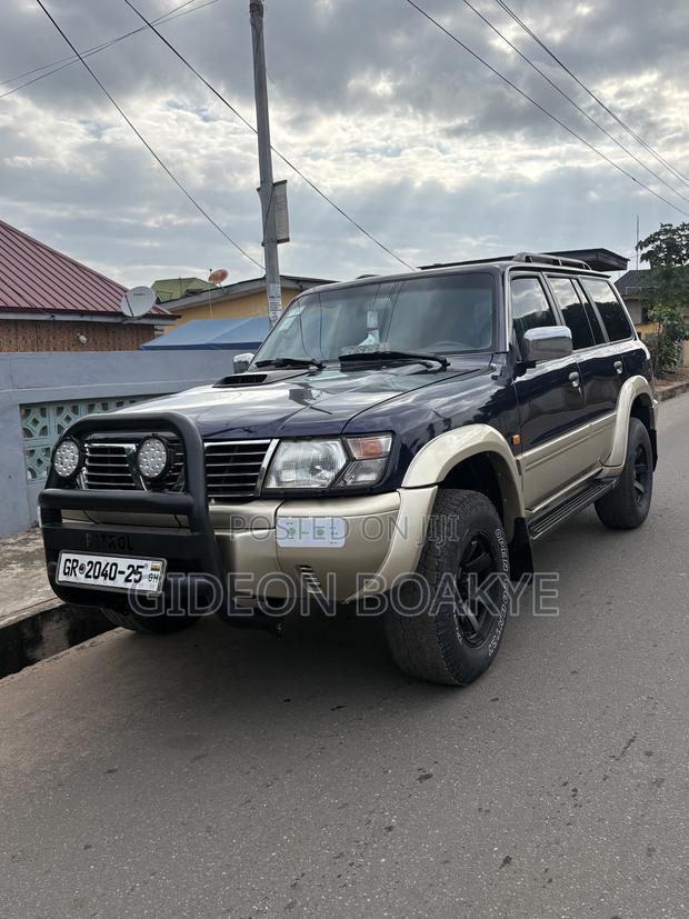 Nissan Patrol 4.8 GL 2008 Blue