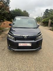 Toyota Voxy 2014 Gray for sale
