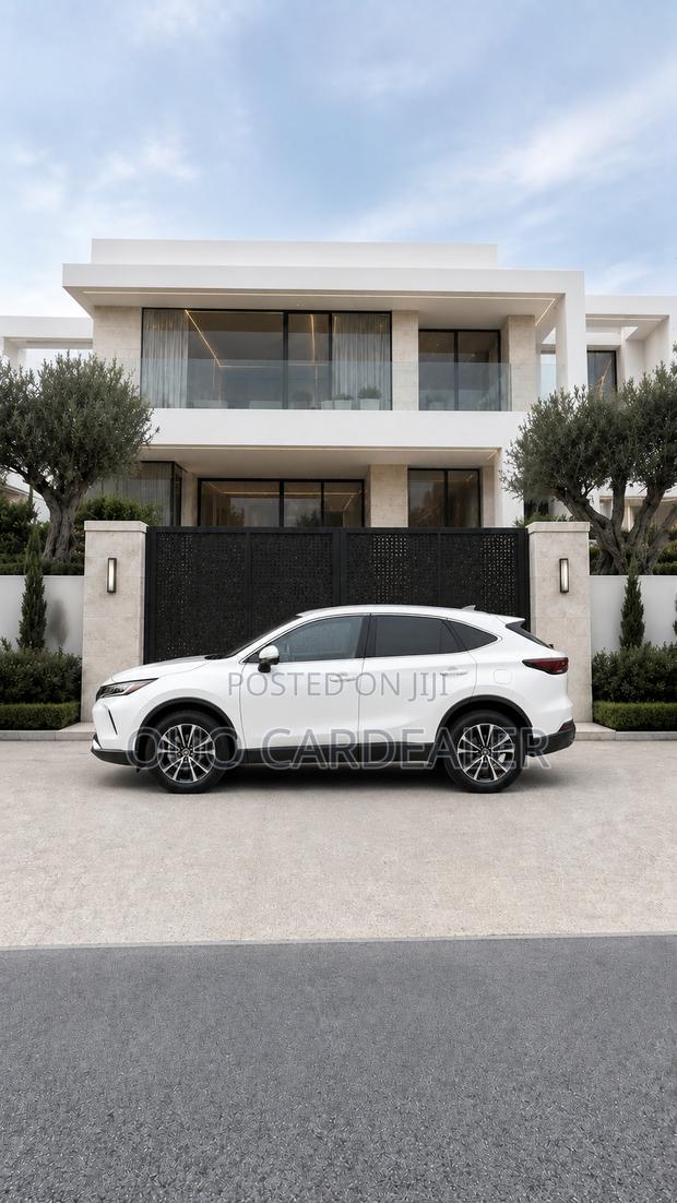 Toyota Harrier 2022 White