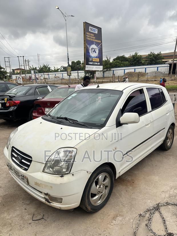 Kia Morning 2010 Off white