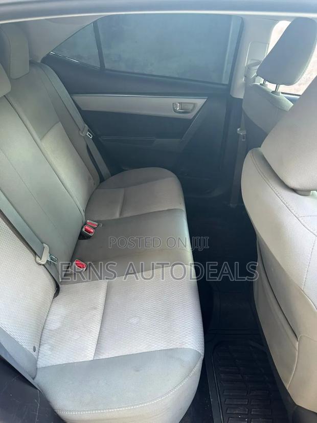 Toyota Corolla LE Eco 4dr Sedan (1.8L 4cyl CVT) 2016 Green