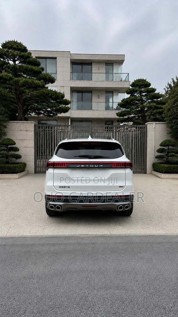 Jetour X70 Plus 2021 White