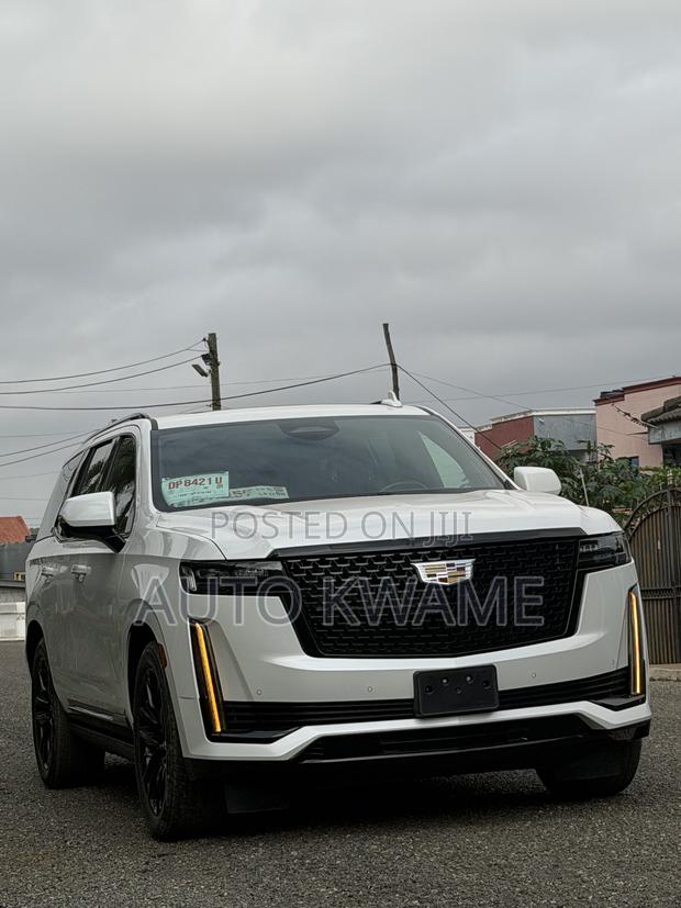 Cadillac Escalade Premium Luxury 4WD 2023 White