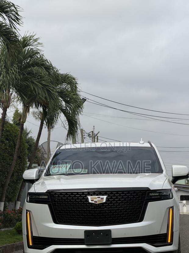 Cadillac Escalade Premium Luxury 4WD 2023 White