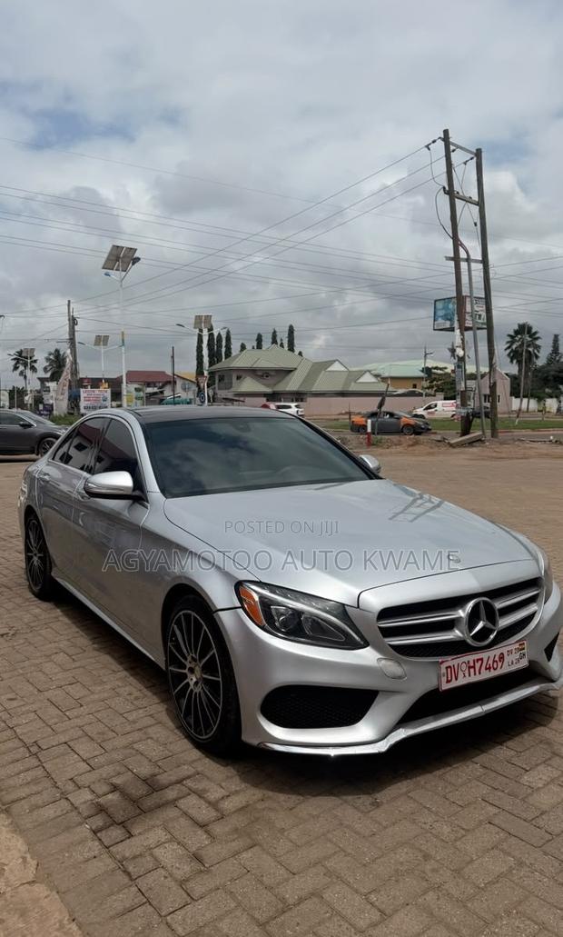 Mercedes-Benz C300 Base 4Matic Sedan AWD (2.0L 4cyl 7A) 2017 Blue