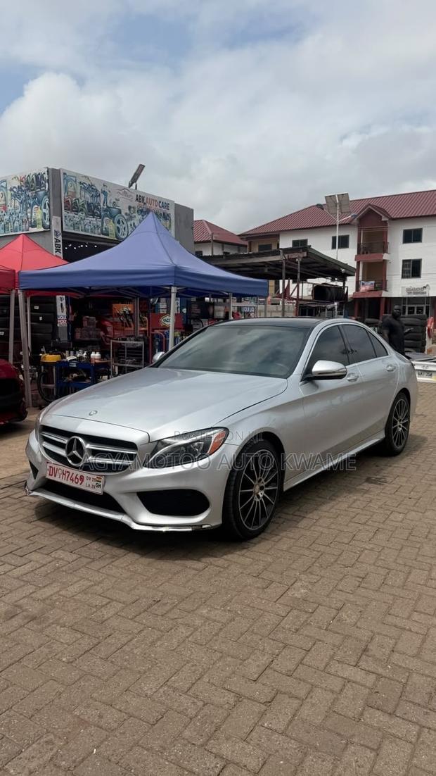 Mercedes-Benz C300 Base 4Matic Sedan AWD (2.0L 4cyl 7A) 2017 Blue