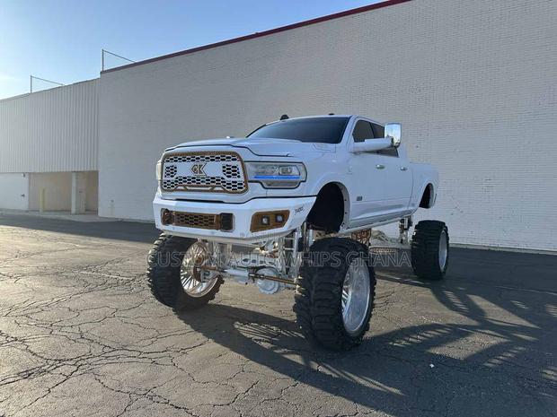Dodge RAM 2019 White