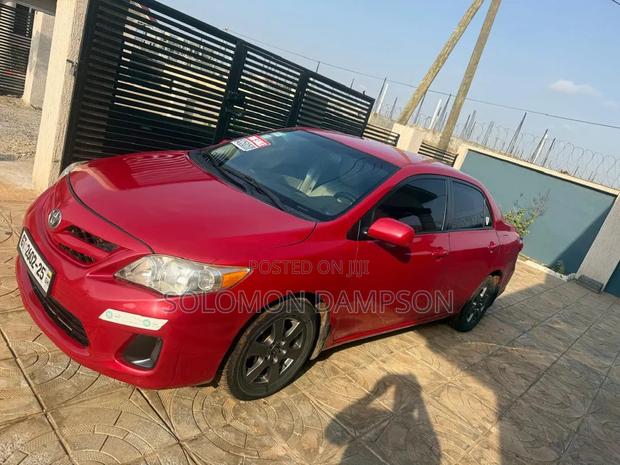 Toyota Corolla 2012 Red
