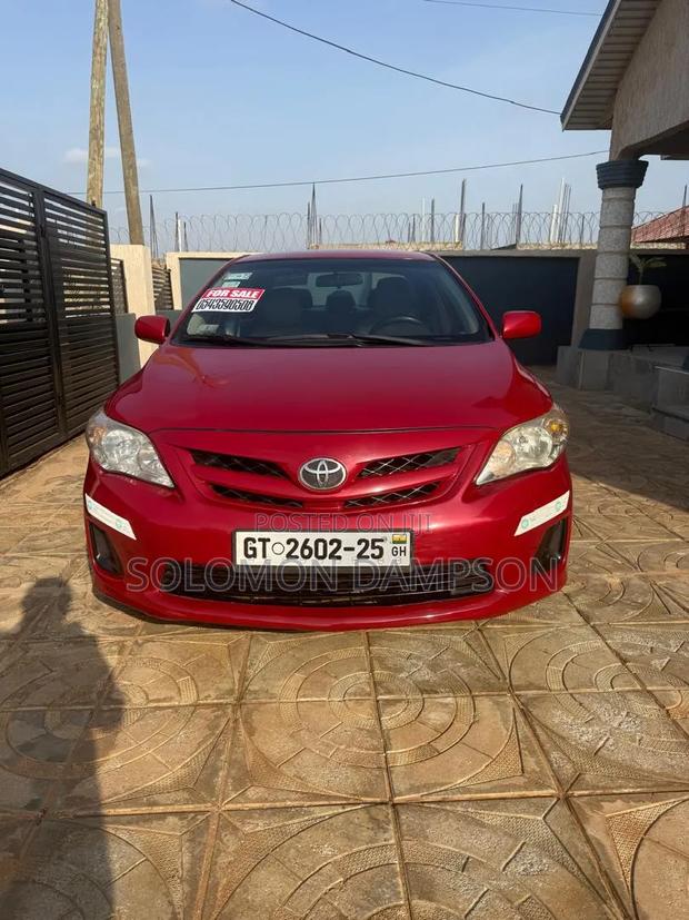 Toyota Corolla 2012 Red