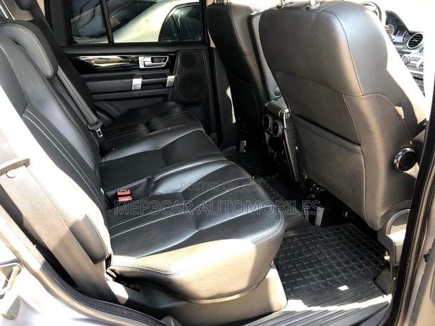 Land Rover Lr4 Base AWD 2013 Gray