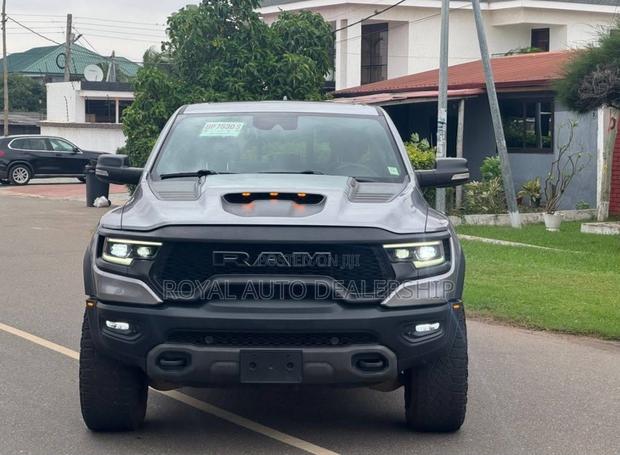 Dodge RAM 2022 Gray