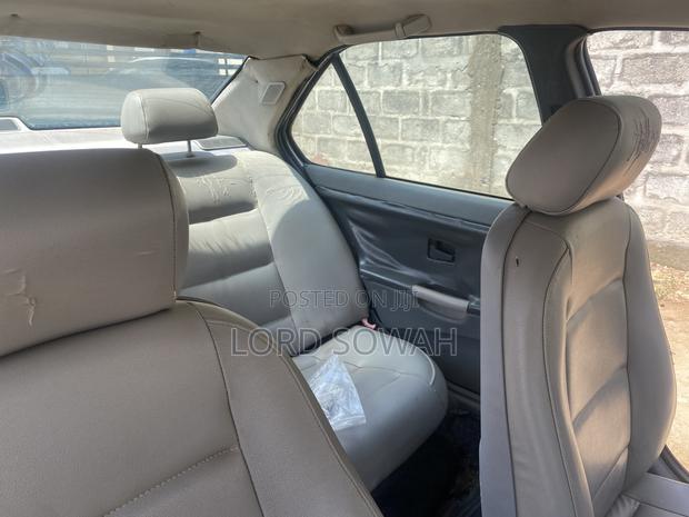BMW 316i 1999 White