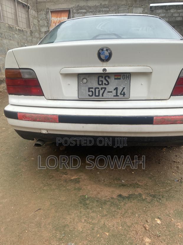 BMW 316i 1999 White
