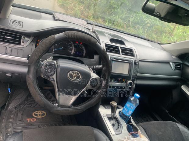 Toyota Camry Hybrid XLE 2012 Black