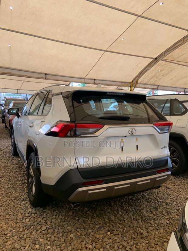New Toyota RAV4 Limited 2025 White