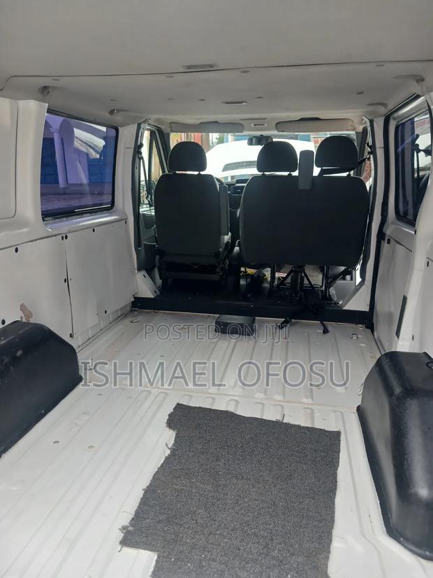 Ford Transit-350 2018 White