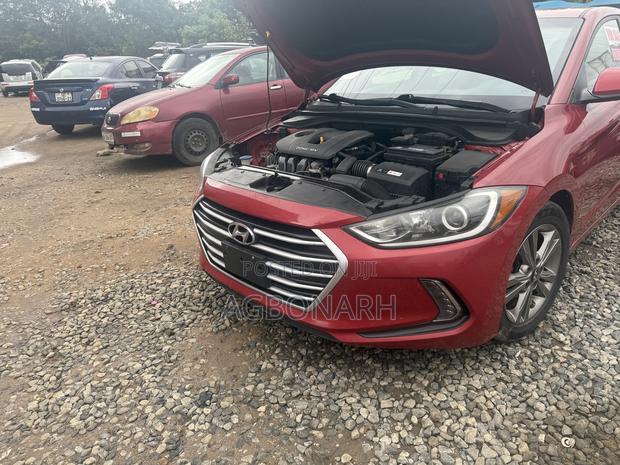 Hyundai Elantra Limited 2018 Burgundy