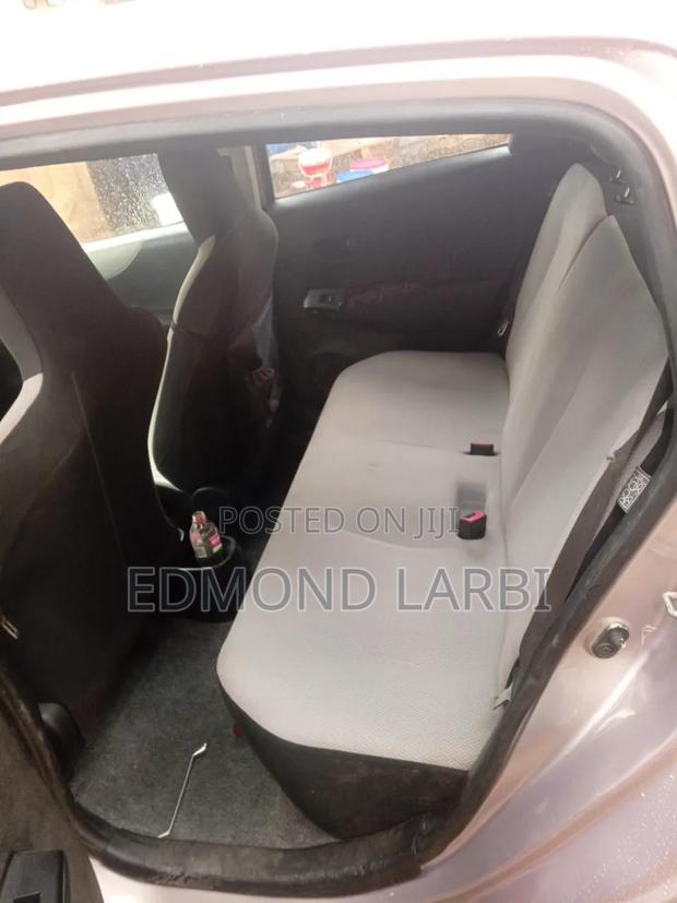 Toyota Vitz 2012 Gray