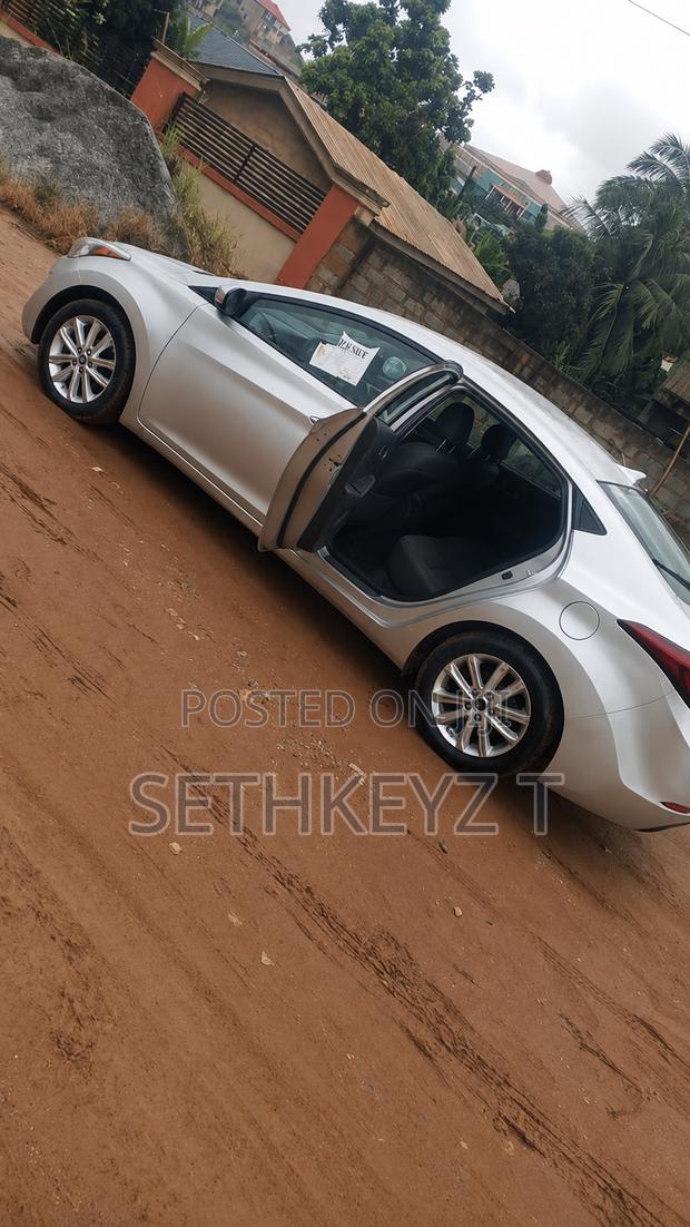 Hyundai Elantra 2015 Silver