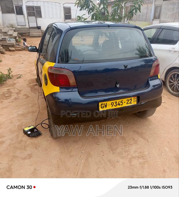 Toyota Yaris 2005 Blue