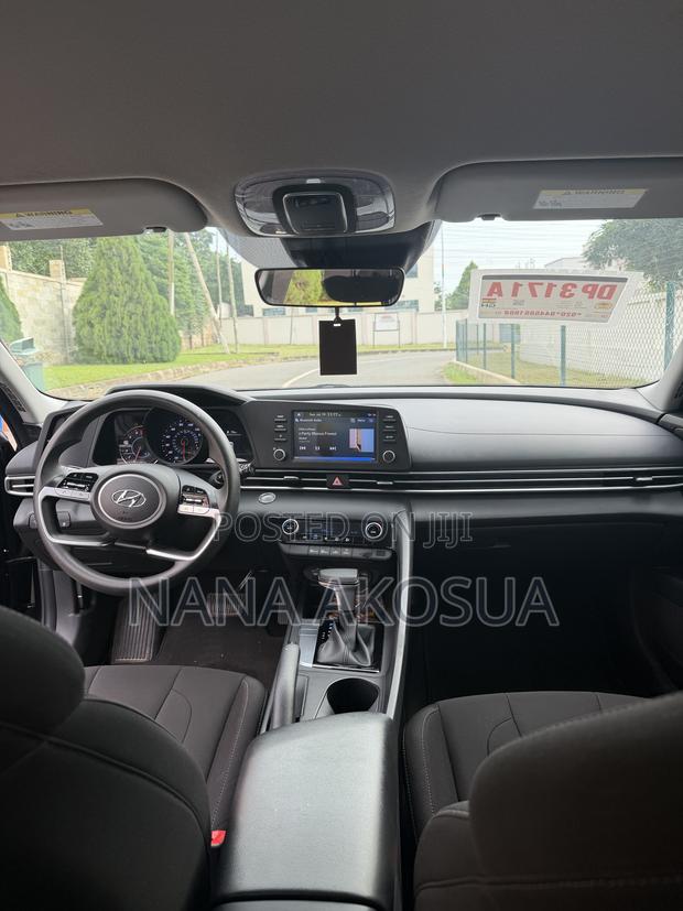 Hyundai Elantra SEL 2022 Black