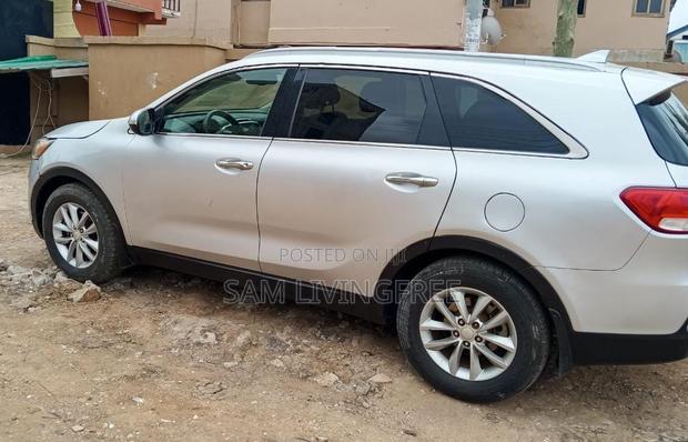 Kia Sorento 2.4L LX FWD 2017 Silver